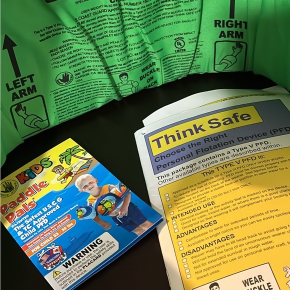 Body Glove Kids Swim Vest - Blue and Yellow - Picture 4 of 6